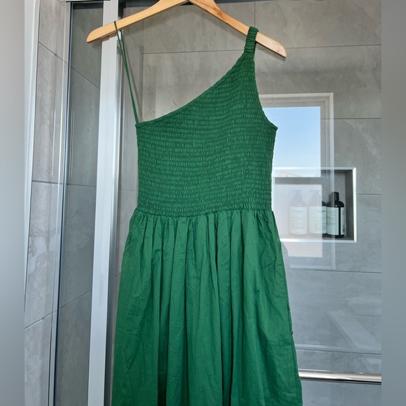 Faithfull the Brand Small Khalani Midi Dress Dark Green One Shoulder - Picture 7 of 10